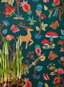 Tapete Fairytale Forest Dunkelgrün