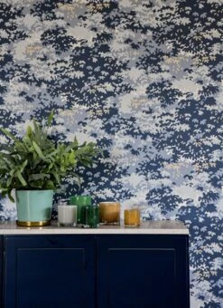 Tapete Into The Woods Blautöne 9 Tapete Into The Woods Blautöne -ferm LIVING Verkäufe Into the Woods C 975171 2880x1440