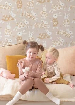 Tapete Rabbit Party Hellgraubeige -ferm LIVING Verkäufe Rabbit Party B 389391 2880x1440