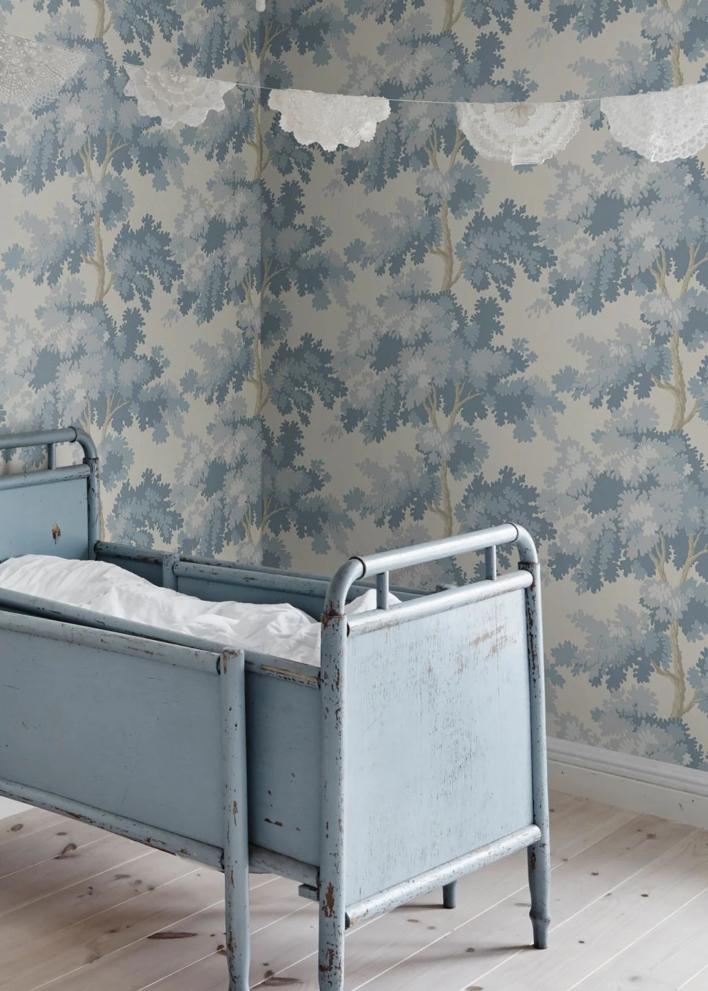 Tapete Raphael Trees Hellblau 3 Tapete Raphael Trees Hellblau – Bild 3